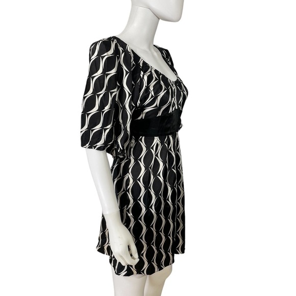 GUESS Black White Dress - Picture 4 of 8